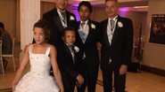 Imagem Casal gay conta a trajetória da adoção dos seus três filhos