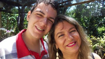 Imagem Mãe e filho compartilham experiências sobre a Síndrome de Asperger. Conheça a história do Victor e da Selma