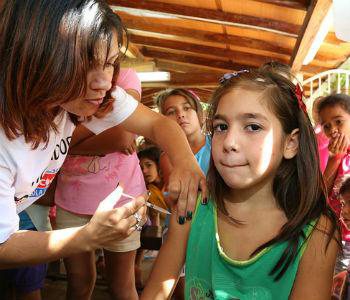 Imagem OMS pede ao Brasil mais vigilância para evitar transmissão de sarampo