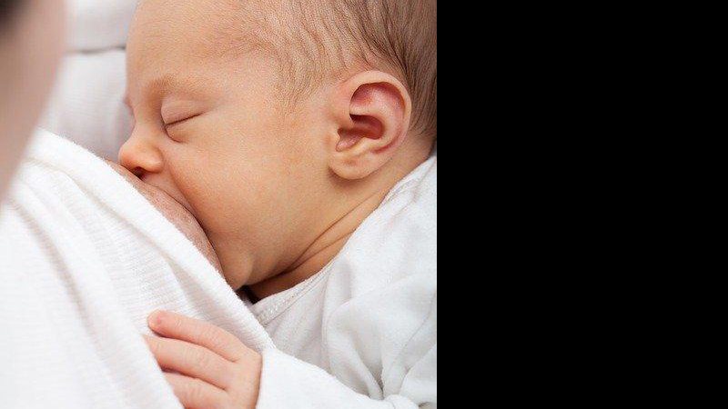 Imagem Assim como o ar que respiramos, os bebês precisam mamar o tempo todo