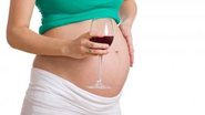 Imagem Pediatra afirma que qualquer quantidade de álcool na gestação pode gerar danos ao bebê
