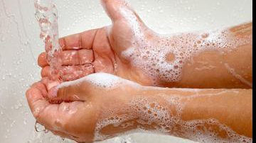 Lavar as mãos é uma das medidas importantes para se prevenir do coronavírus