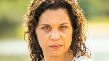Maria Bruaca, personagem de Isabel Teixeira na novela Pantanal - Foto: reprodução/ TV Globo