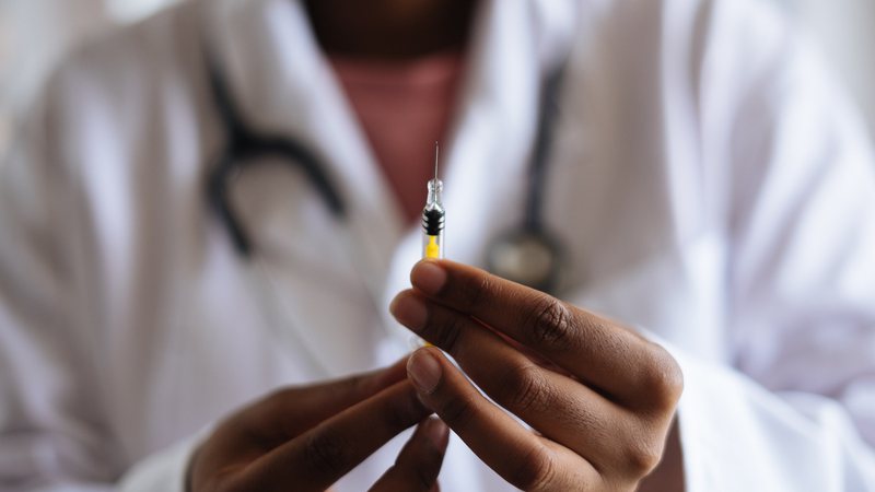 O Brasil não atingiu nenhuma das metas de cobertura das vacinas infantis disponíveis pelo PNI